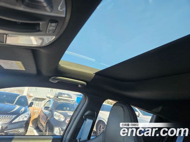 Hyundai Veloster 2021 — Şəkil 18/20