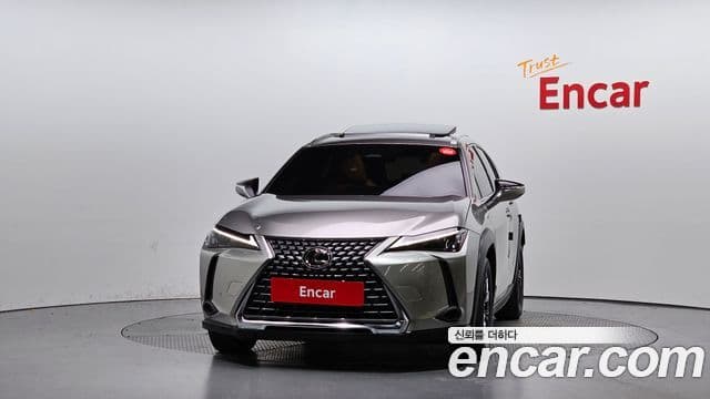 Lexus UX300h 2025 — Şəkil 15/20