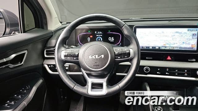 Kia Sportage 2023 — ფოტო 13/20