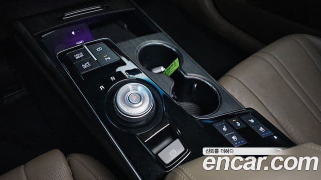 Kia K8 2022 — ფოტო 9/20