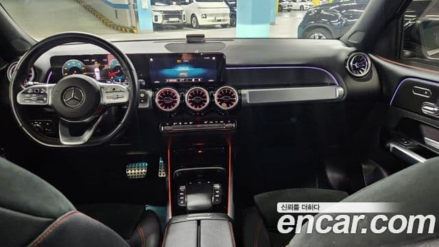 Mercedes-Benz GLB-Class 2022 — ფოტო 7/20