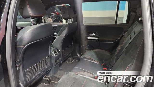Mercedes-Benz GLB-Class 2022 — ფოტო 18/20