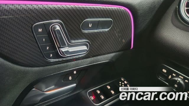 Mercedes-Benz GLB-Class 2022 — ფოტო 3/20