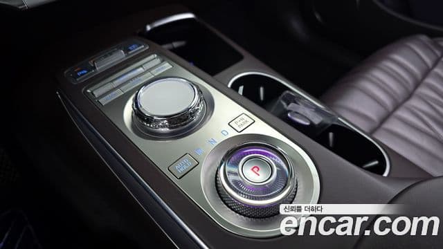 Genesis GV70 2021 — Şəkil 8/20