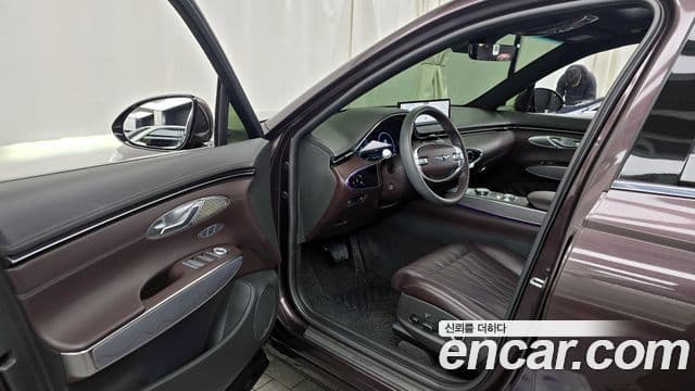 Genesis GV70 2021 — Şəkil 9/20