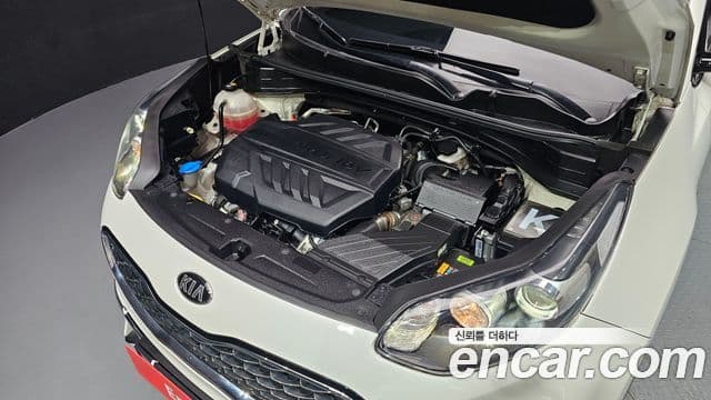 Kia Sportage The Bold 2020 — ფოტო 6/20