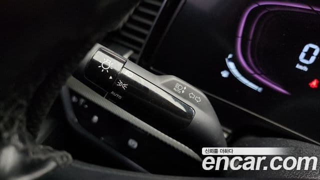 Kia Sportage 2021 — ფოტო 18/20