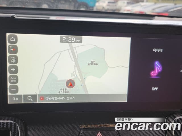 Kia Sorento 2020 — ფოტო 17/20