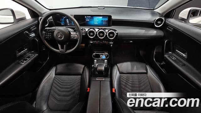 Mercedes-Benz A-Class 2020 — Şəkil 7/20
