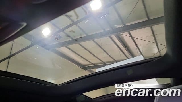 Mercedes-Benz GLA-Class 2018 — Şəkil 15/20