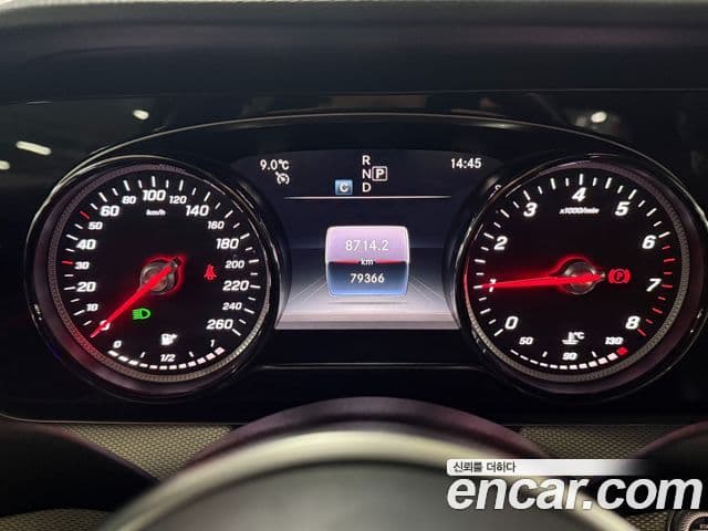 Mercedes-Benz E-Class 2019 — Photo 18/20