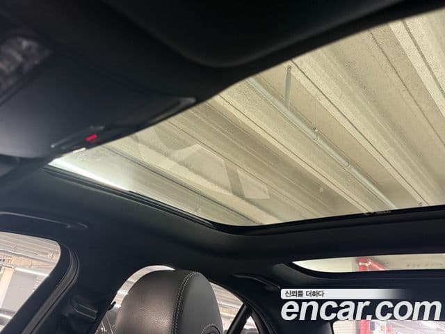 Mercedes-Benz E-Class 2019 — Photo 2/20