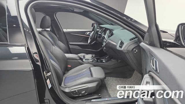 BMW 1 Series 2023 — ფოტო 10/20