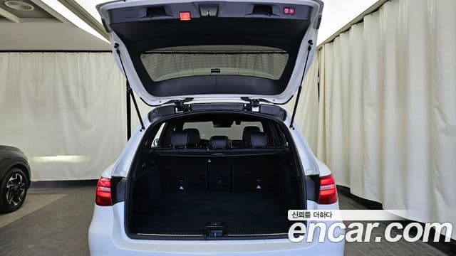 Mercedes-Benz GLC-Class 2019 — ფოტო 19/20