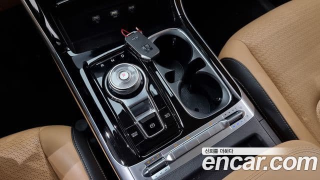 Kia Carnival 2021 — Фото 9/20