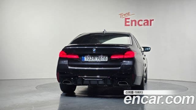 BMW 5 Series 2022 — Şəkil 4/20