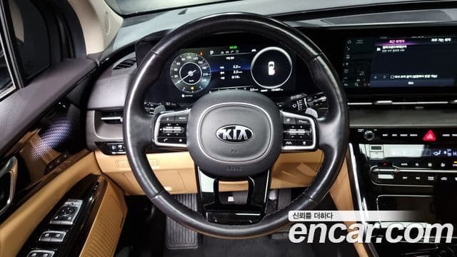 Kia Carnival 2020 — Şəkil 18/20