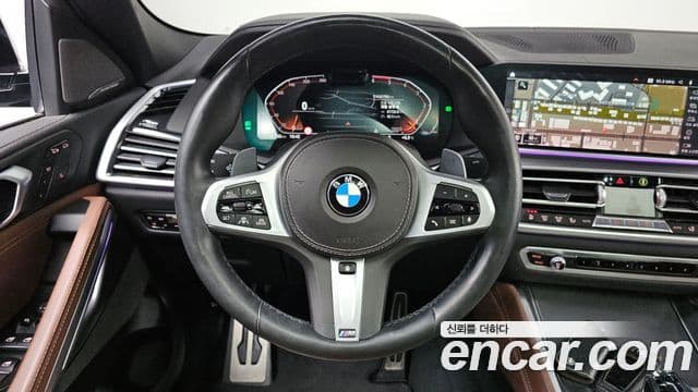 BMW X6 2020 — Фото 13/20