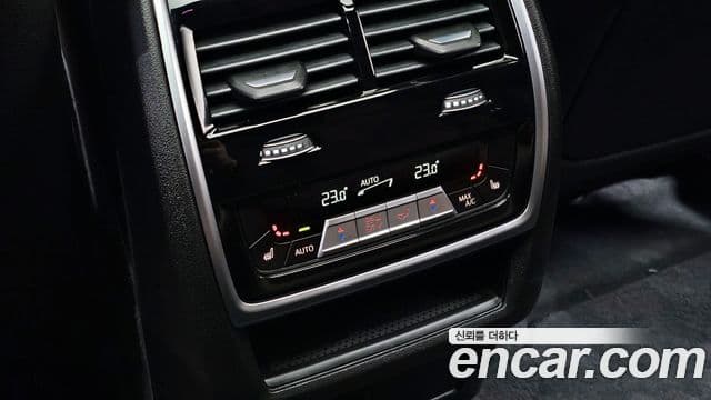 BMW X6 2020 — Фото 18/20