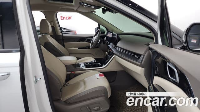 Kia Carnival 2020 — Şəkil 11/20