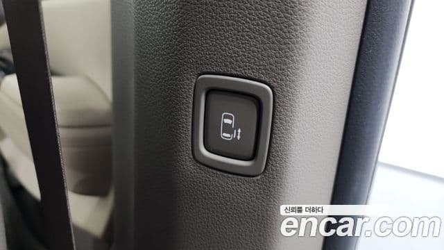 Kia Carnival 2020 — Şəkil 17/20