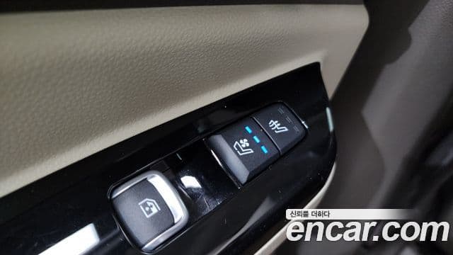 Kia Carnival 2020 — Şəkil 19/20