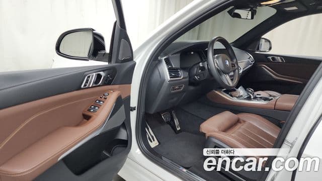 BMW X5 2021 — Şəkil 10/20
