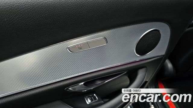 Mercedes-Benz E-Class 2019 — Фото 17/20