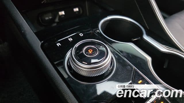 Kia K5 2021 — Şəkil 9/20