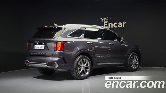 Kia Sorento 2022 — Фото 2/20