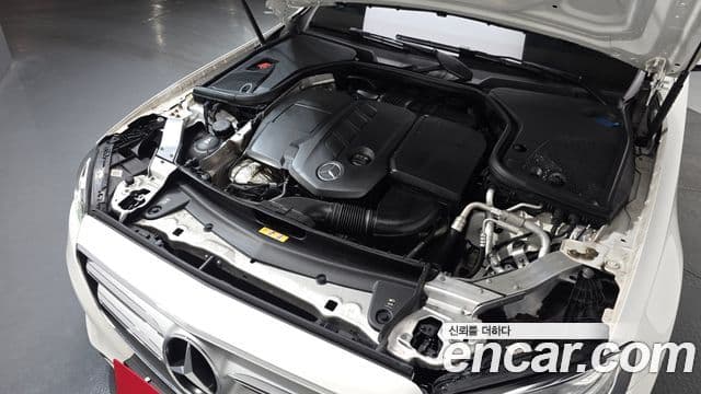 Mercedes-Benz E-Class 2020 — Şəkil 6/20