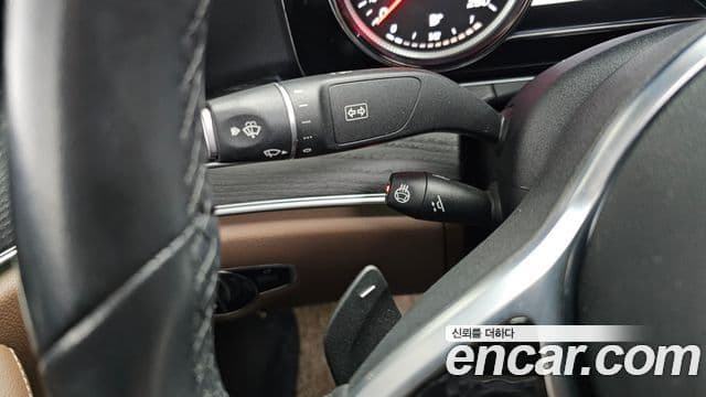 Mercedes-Benz E-Class 2020 — Şəkil 17/20