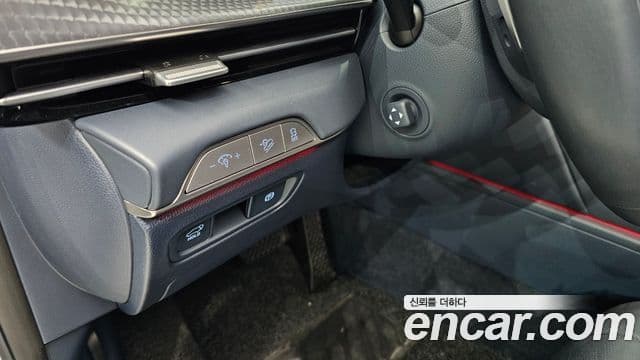 Genesis GV80 Coupe 2024 — ფოტო 17/20
