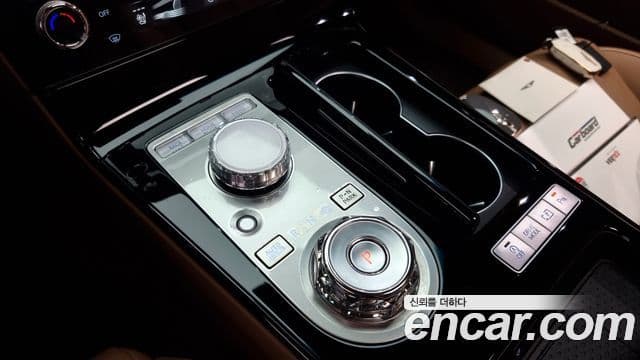 Genesis Electrified G80 2024 — ფოტო 8/20