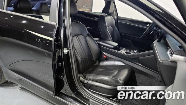 Kia K5 2020 — Photo 17/20