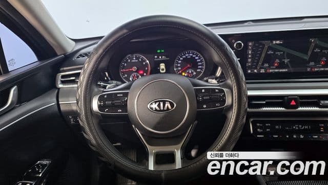 Kia K5 2020 — Photo 7/20