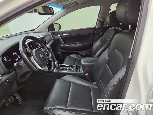 Kia Sportage The Bold 2020 — ფოტო 6/15