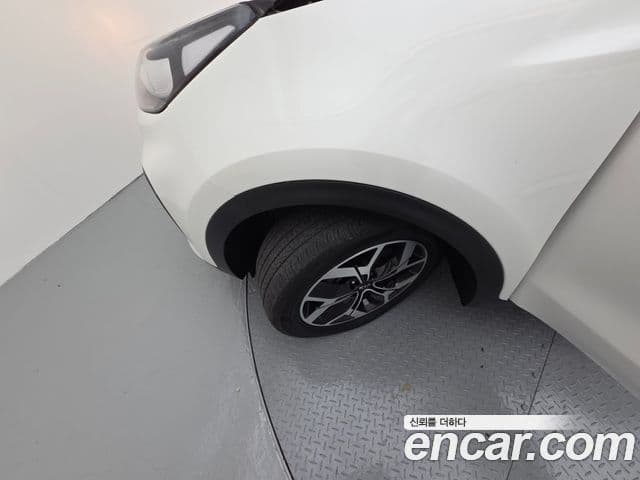Kia Sportage The Bold 2020 — ფოტო 14/15