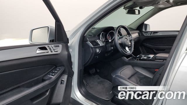 Mercedes-Benz GLE-Class 2018 — Şəkil 20/20