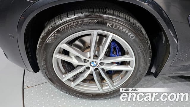 BMW X3 2018 — ფოტო 17/20