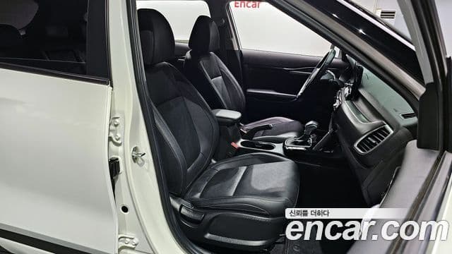 Kia Seltos 2020 — ფოტო 10/20