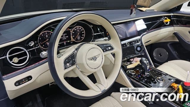 Bentley Flying Spur 2021 — Şəkil 12/20