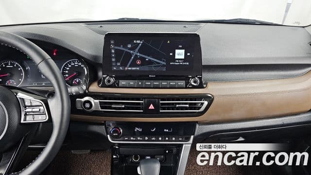 Kia Seltos 2022 — Şəkil 14/20