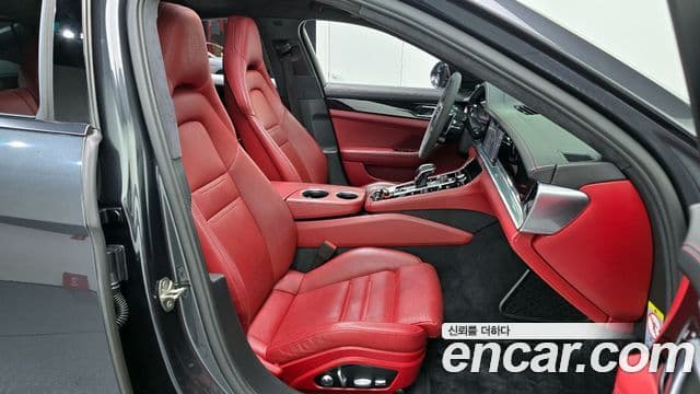 Porsche Panamera 2019 — Фото 10/20