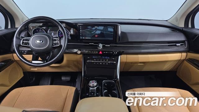 Kia Carnival 2020 — ფოტო 7/20