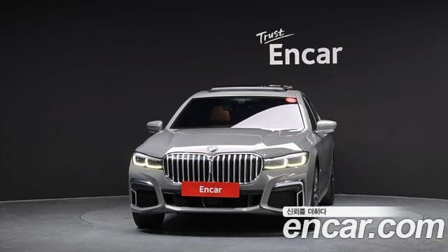 BMW 7 Series 2021 — Photo 15/20