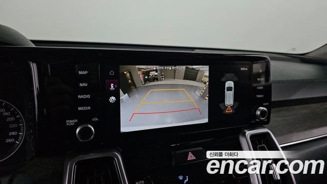 Kia Sorento 2021 — Şəkil 15/20