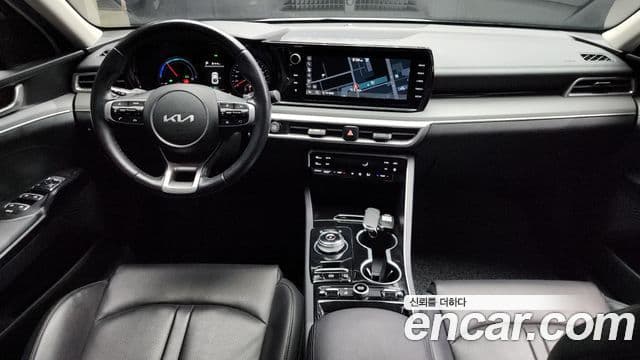 Kia K5 2022 — ფოტო 7/20