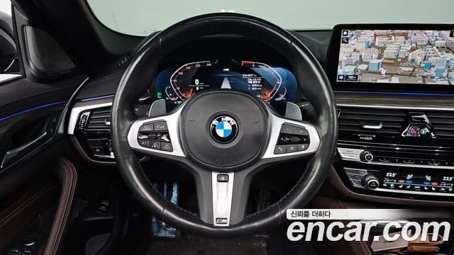 BMW 5 Series 2020 — ფოტო 13/20