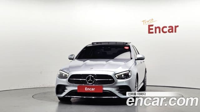 Mercedes-Benz E-Class 2022 — Фото 3/20